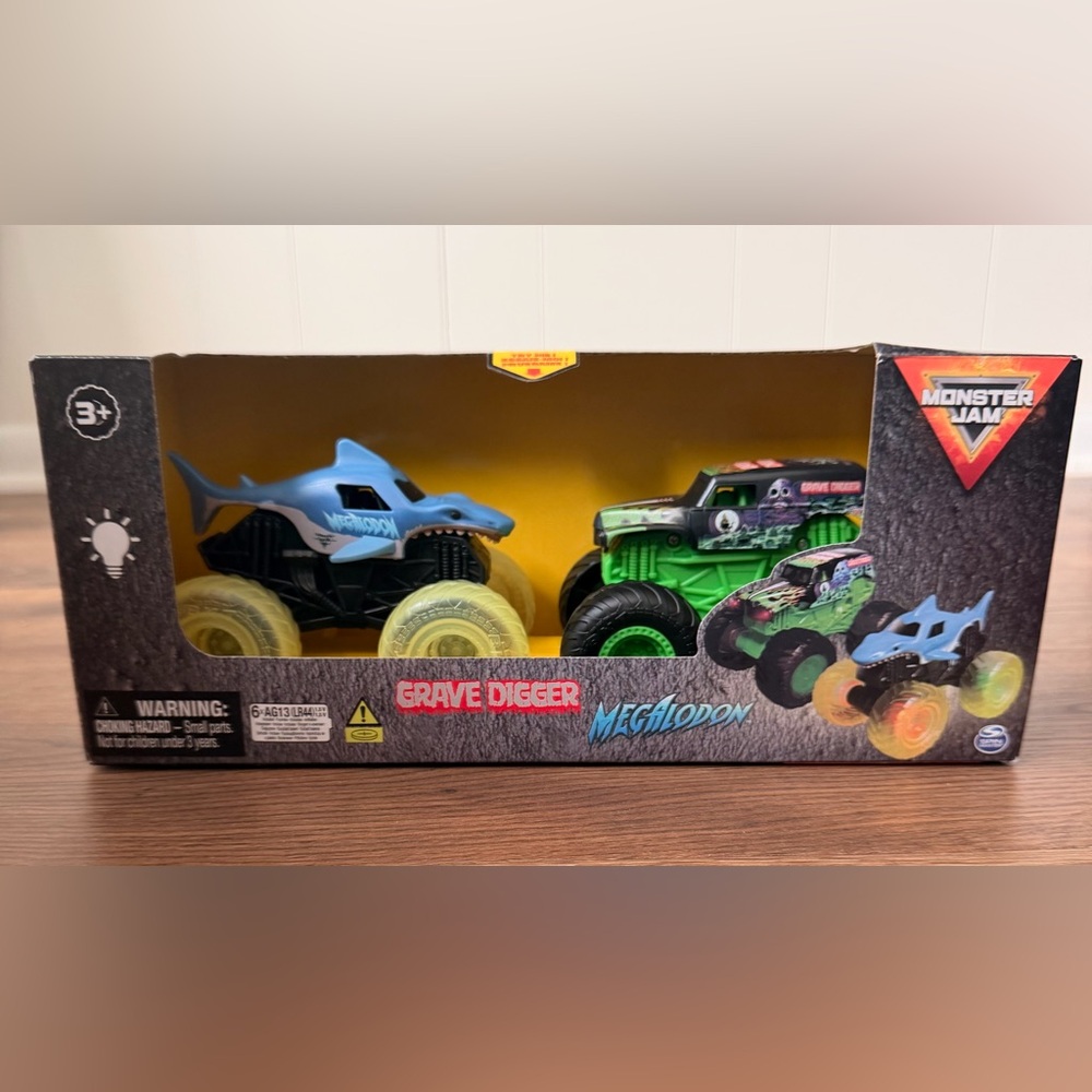 Monster Jam Light Up Grave Digger & Megalodon 1:43 Scale 2024